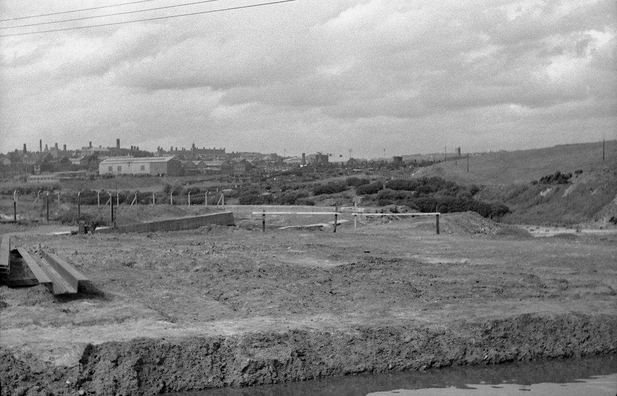 Breach site viewed from the Trent & Mersey Canal, June 1962 Breach site viewed from the Trent & Mersey Canal, June 1962